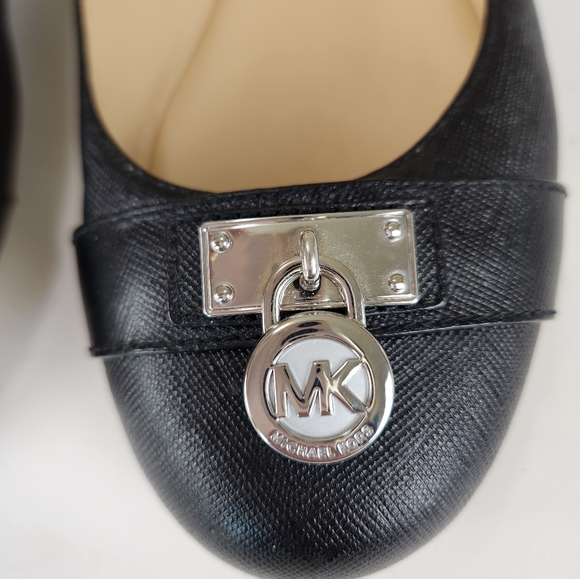 Michael Kors Hamilton black leather rounded toe ballet flats size 8.5M - Picture 10 of 16